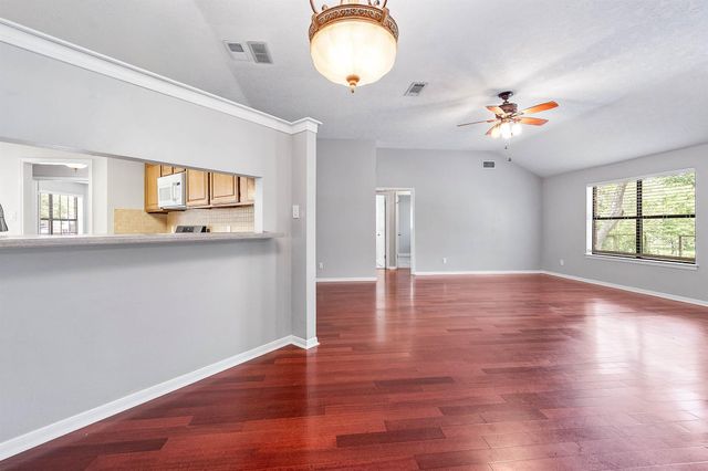 3875 Larkspur Street, Alvin, TX 77511