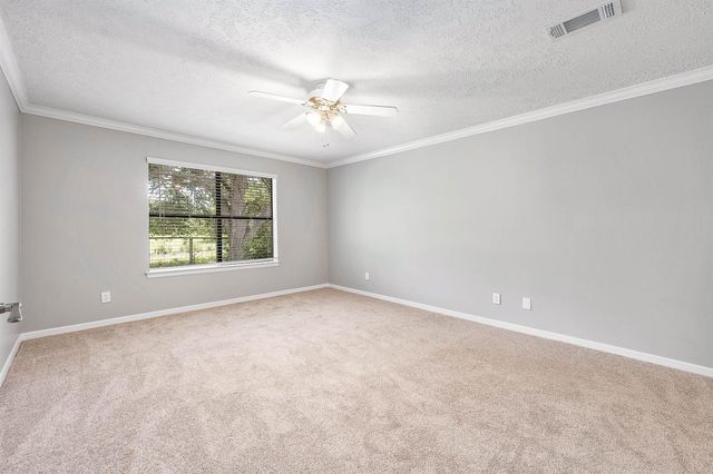 3875 Larkspur Street, Alvin, TX 77511
