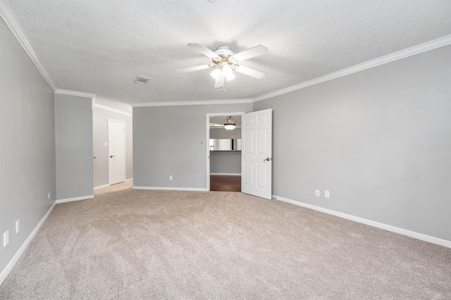 3875 Larkspur Street, Alvin, TX 77511