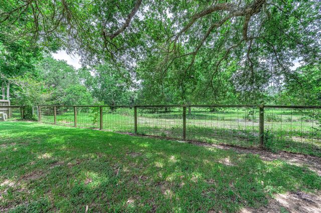 3875 Larkspur Street, Alvin, TX 77511