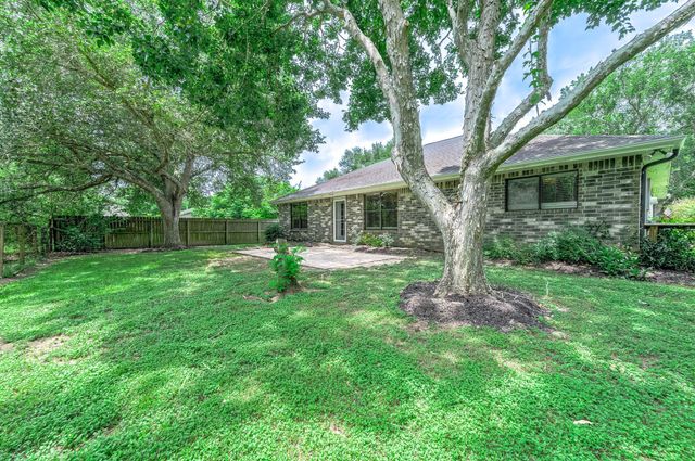 3875 Larkspur Street, Alvin, TX 77511