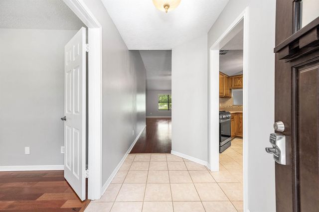 3875 Larkspur Street, Alvin, TX 77511