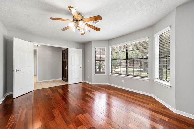 3875 Larkspur Street, Alvin, TX 77511