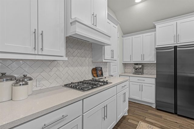 136 Lenera DR, Liberty Hill, TX 78642