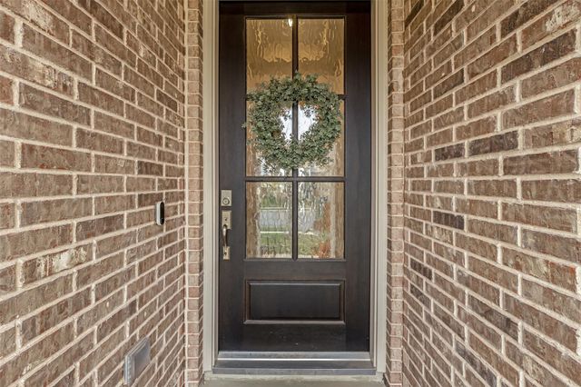 136 Lenera DR, Liberty Hill, TX 78642