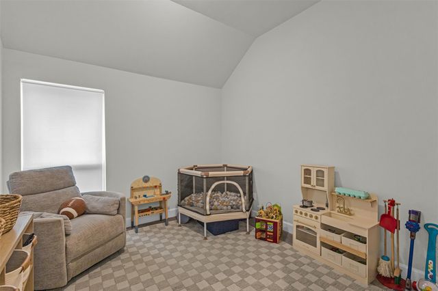 136 Lenera DR, Liberty Hill, TX 78642