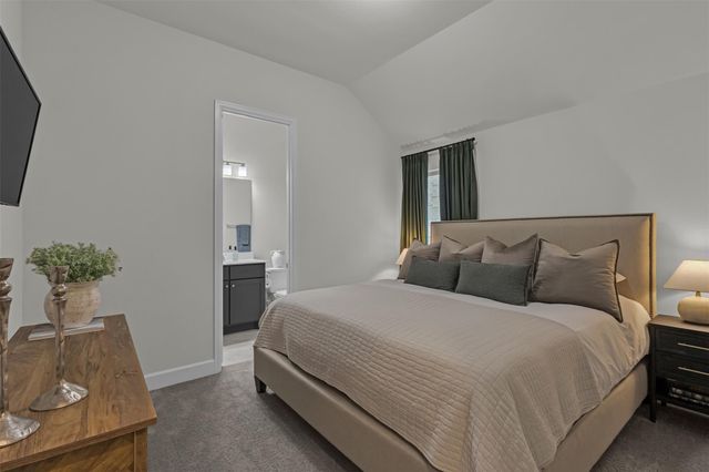 136 Lenera DR, Liberty Hill, TX 78642