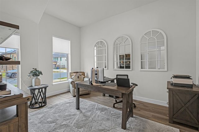 136 Lenera DR, Liberty Hill, TX 78642