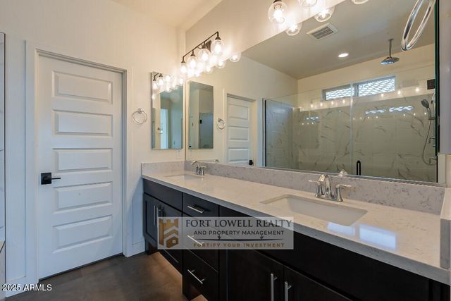 8443 S 164TH Drive, Goodyear, AZ 85338