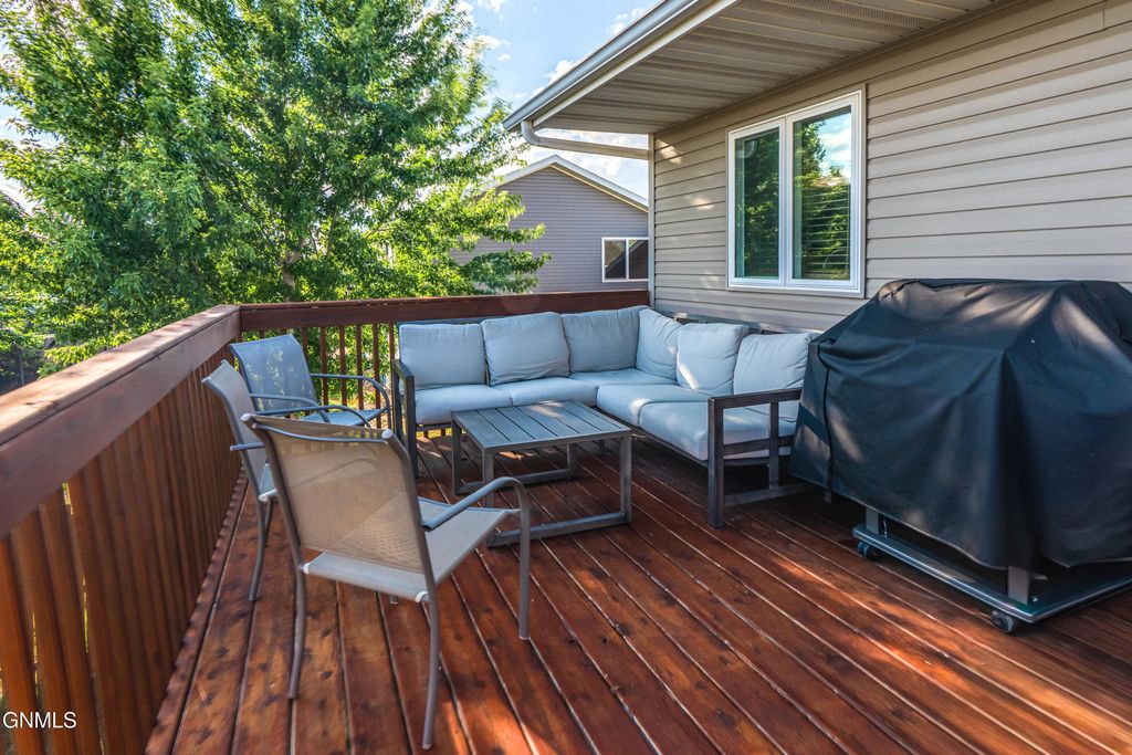 6415 28th Avenue SE, Lincoln, ND 58504 photo 4