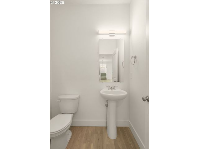 18933 Sw Hazelwood Ln L-9, Beaverton, OR 97078