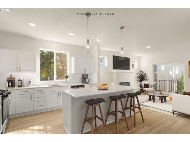 18933 Sw Hazelwood Ln L-9, Beaverton, OR 97078