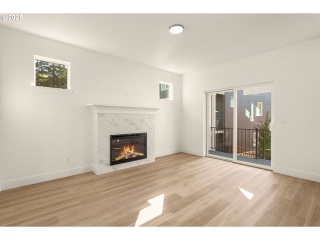 18933 Sw Hazelwood Ln L-9, Beaverton, OR 97078