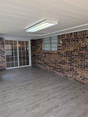 2504 SW 92nd Street, Oklahoma City, OK 73159