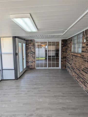 2504 SW 92nd Street, Oklahoma City, OK 73159