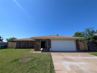 2504 SW 92nd Street, Oklahoma City, OK 73159