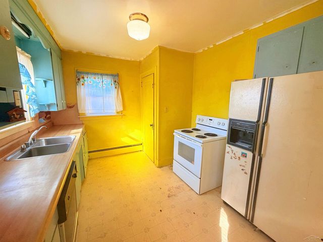 1820 Husen Road, Saginaw, MI 48601