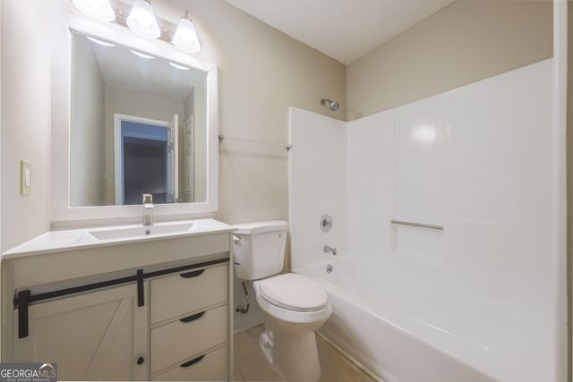 5761 Northfield Drive, Ellenwood, GA 30294
