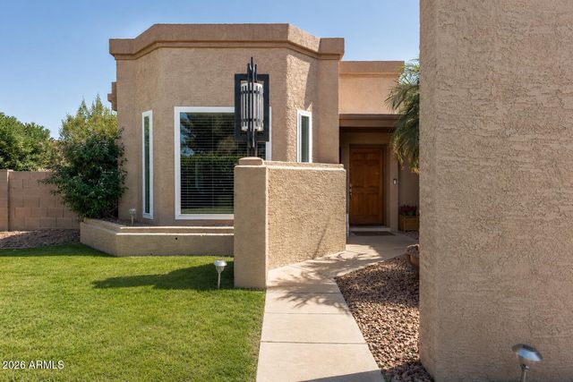6769 E GRANDVIEW Drive, Scottsdale, AZ 85254