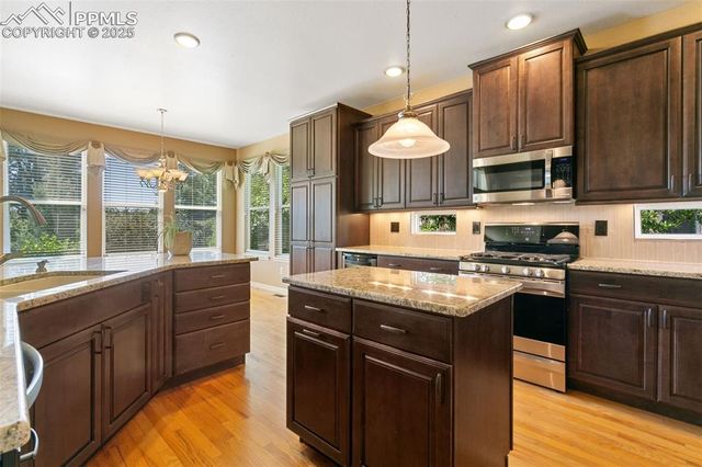 10239 Clovercrest Drive, Colorado Springs, CO 80920