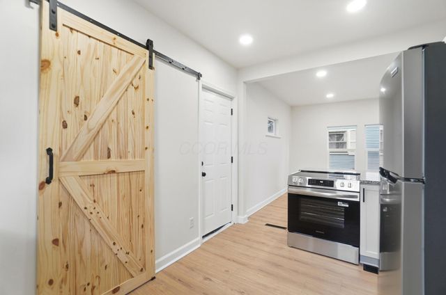 2250 Willamont Avenue, Columbus, OH 43219