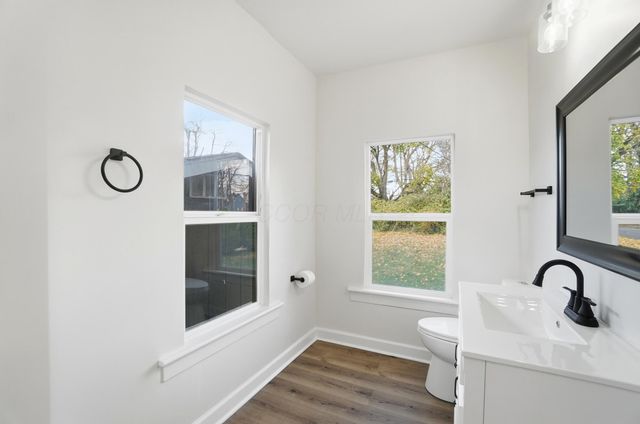 2250 Willamont Avenue, Columbus, OH 43219