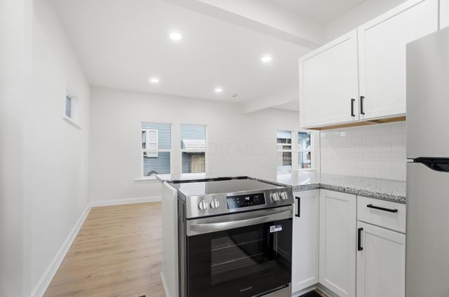 2250 Willamont Avenue, Columbus, OH 43219