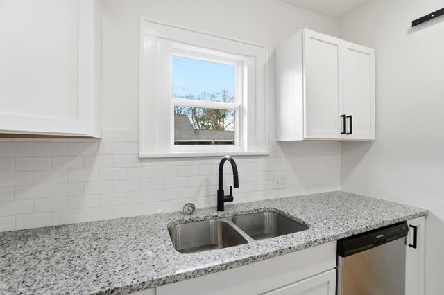 2250 Willamont Avenue, Columbus, OH 43219