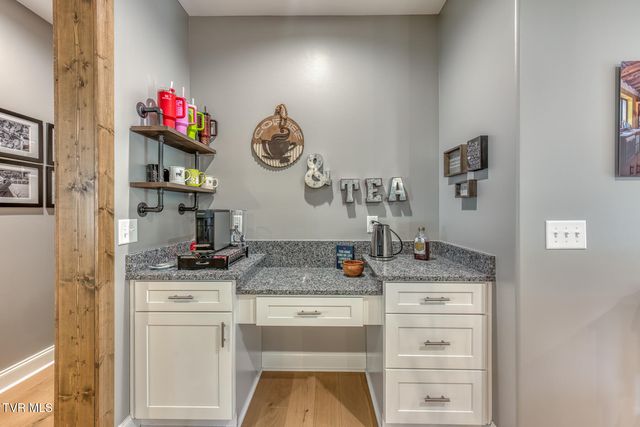 593 Gardenia Drive, Johnson City, TN 37615