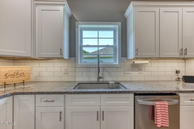 593 Gardenia Drive, Johnson City, TN 37615