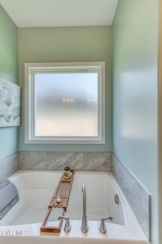 593 Gardenia Drive, Johnson City, TN 37615