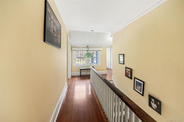 75 Chappaqua Road, Briarcliff Manor, NY 10510