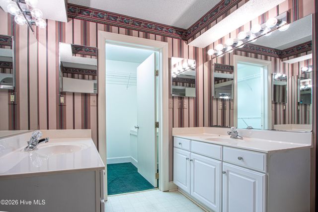 20 Fields Road, Pinehurst, NC 28374