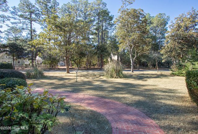 20 Fields Road, Pinehurst, NC 28374