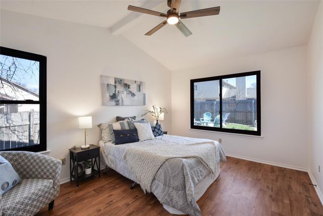 1400 Piney Creek LN, Cedar Park, TX 78613