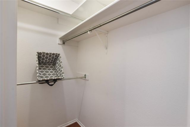 1400 Piney Creek LN, Cedar Park, TX 78613