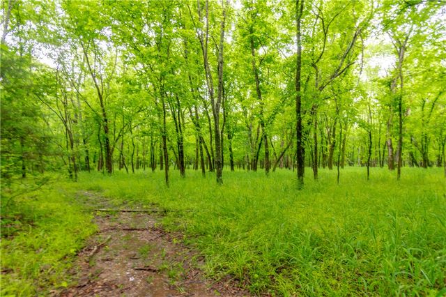 2357 Fox Trail, Fayetteville, AR 72703