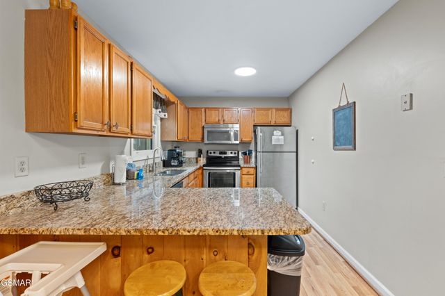 2050 Abbey Lane Way, Sevierville, TN 37862