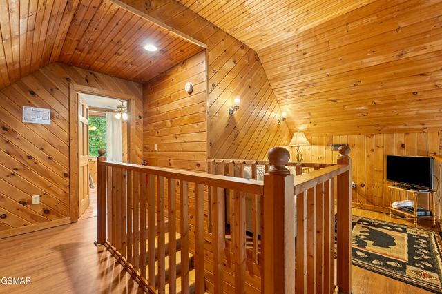 2050 Abbey Lane Way, Sevierville, TN 37862