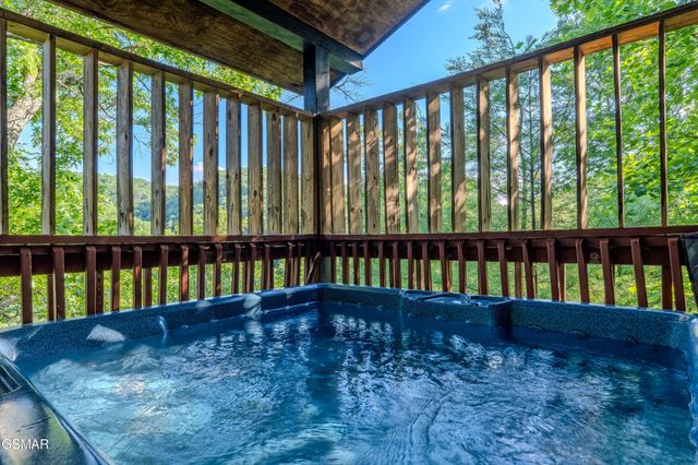 2050 Abbey Lane Way, Sevierville, TN 37862