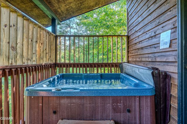 2050 Abbey Lane Way, Sevierville, TN 37862