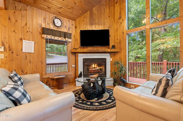 2050 Abbey Lane Way, Sevierville, TN 37862