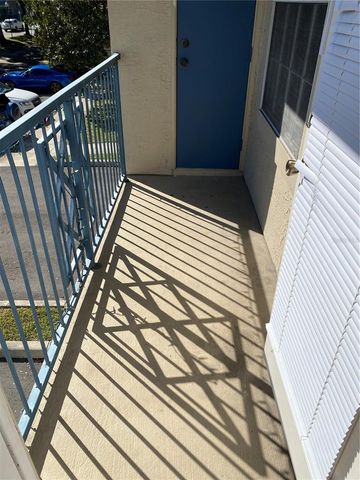 7340 WESTPOINTE BOULEVARD 329, Orlando, FL 32835