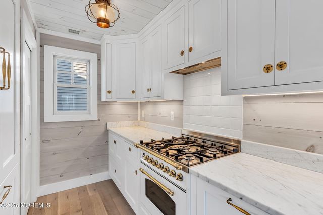 255 1st Avenue, Manasquan, NJ 08736