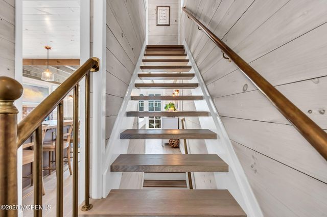 255 1st Avenue, Manasquan, NJ 08736