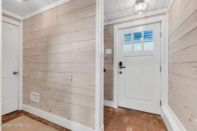 255 1st Avenue, Manasquan, NJ 08736