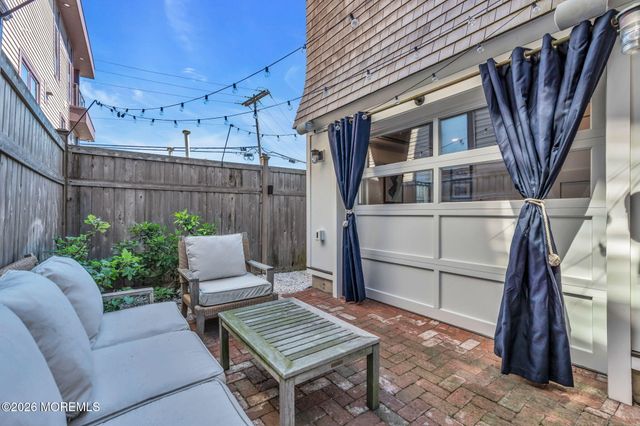 255 1st Avenue, Manasquan, NJ 08736