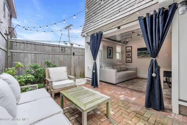 255 1st Avenue, Manasquan, NJ 08736