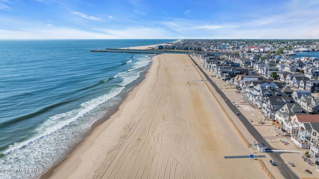 255 1st Avenue, Manasquan, NJ 08736