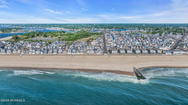 255 1st Avenue, Manasquan, NJ 08736